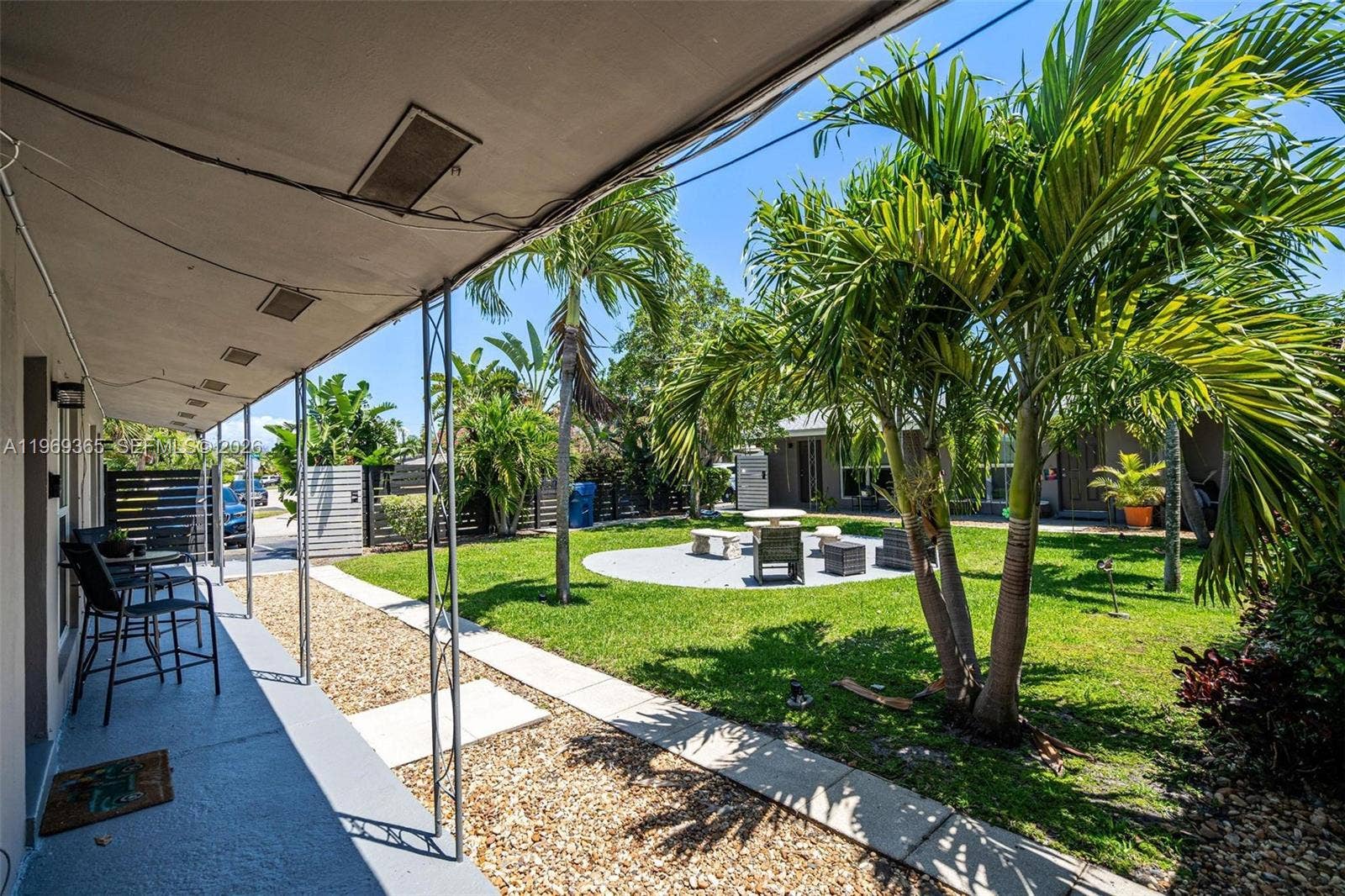 2201 NE 14th Avenue, Wilton Manors, FL 33305 Photo 3