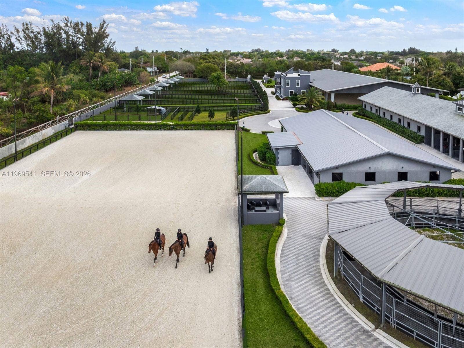2625 SW 148th Avenue, Davie, FL 33331 Lighted outdoor arena (175' x 275') with special Equestrian footing and sprinklers.