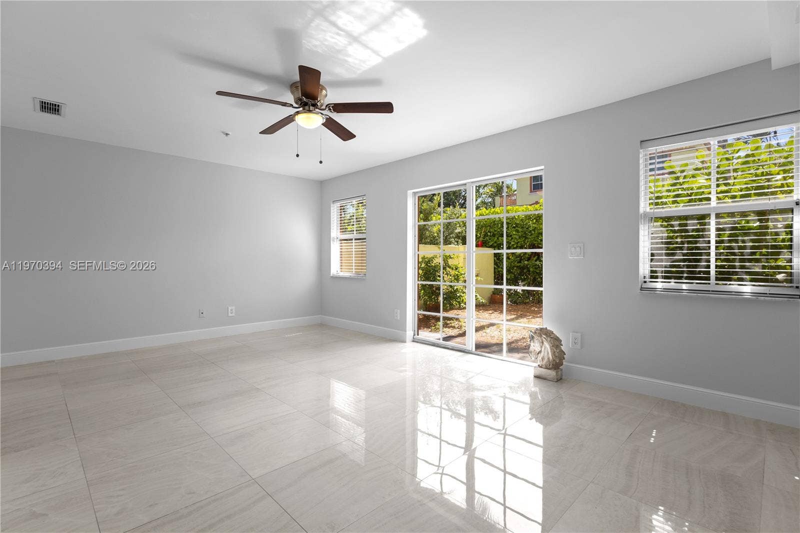 621 NE 8th Avenue, Fort Lauderdale, Fort Lauderdale, FL 33304 First fl. bedroom