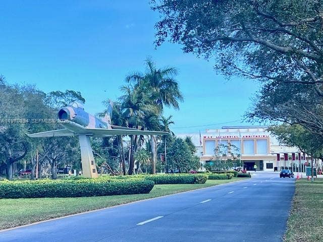 621 NE 8th Avenue, Fort Lauderdale, Fort Lauderdale, FL 33304 War Memorial Auditorium