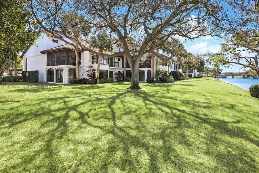 Property photo for 16671 N Traders Crossing N, #121, Jupiter, FL