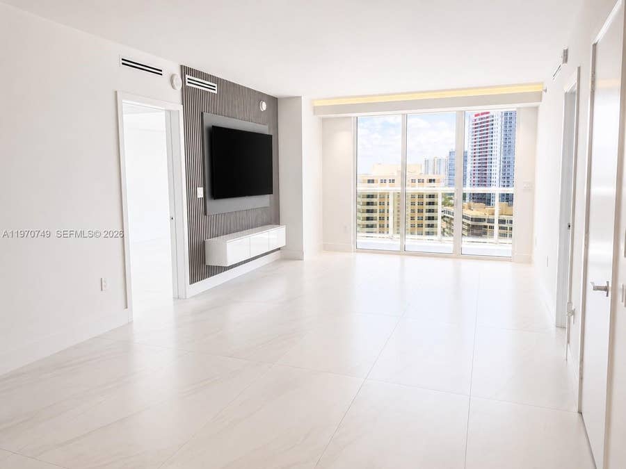 Property photo for 1850 S Ocean Drive, #1808, Hallandale Beach, FL