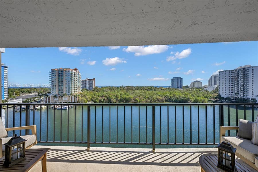 Property photo for 936 Intracoastal Drive, #9H, Fort Lauderdale, FL