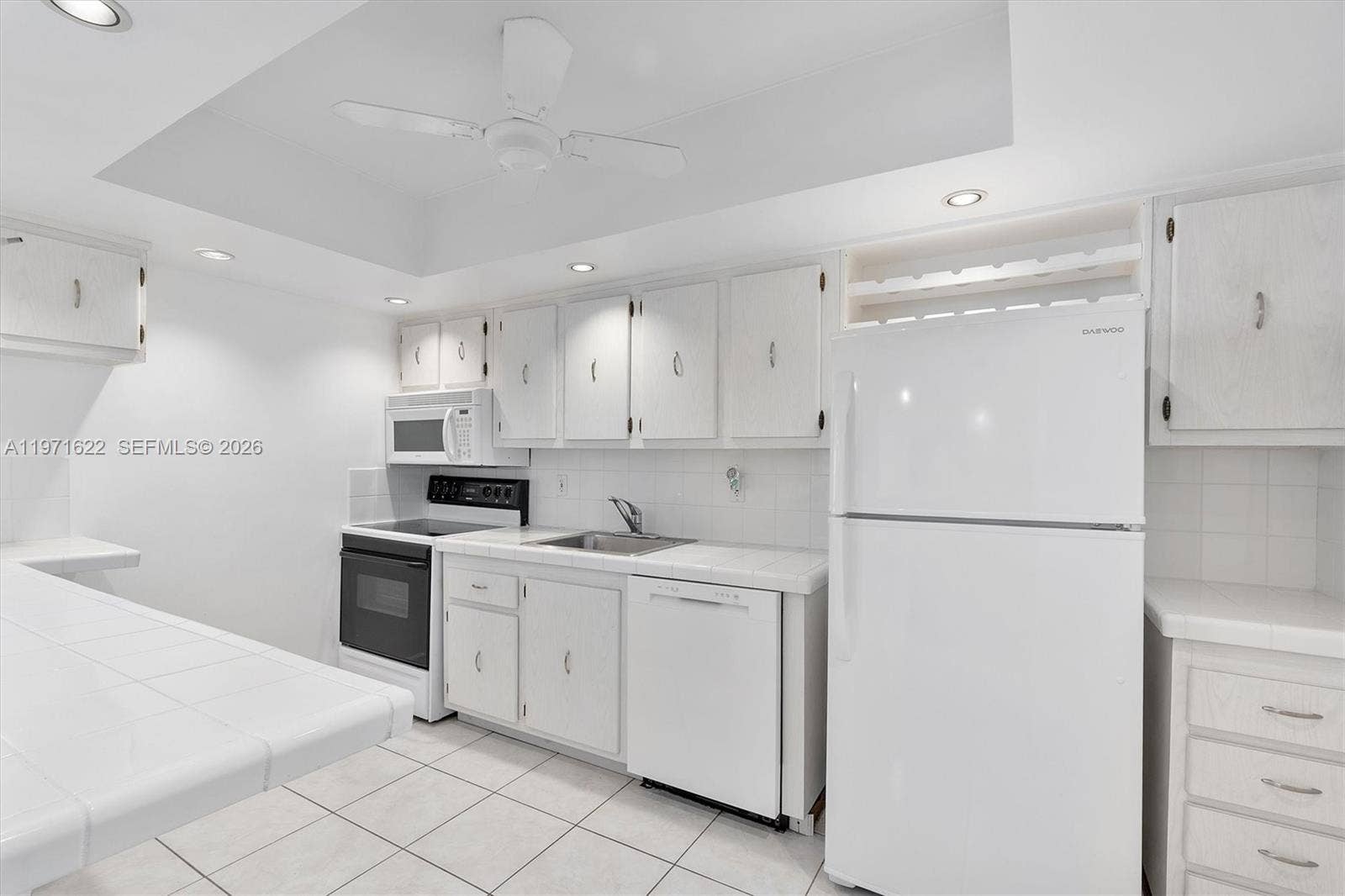 9273 Collins Avenue, #901, Surfside, Surfside, FL 33154 Photo 4