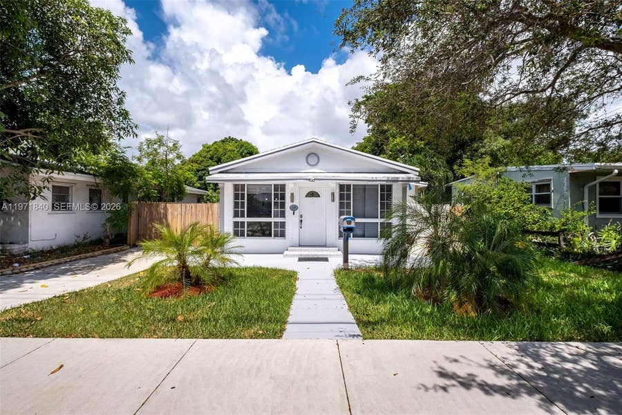 Property photo for 132 SW 2nd Avenue, Hallandale Beach, FL