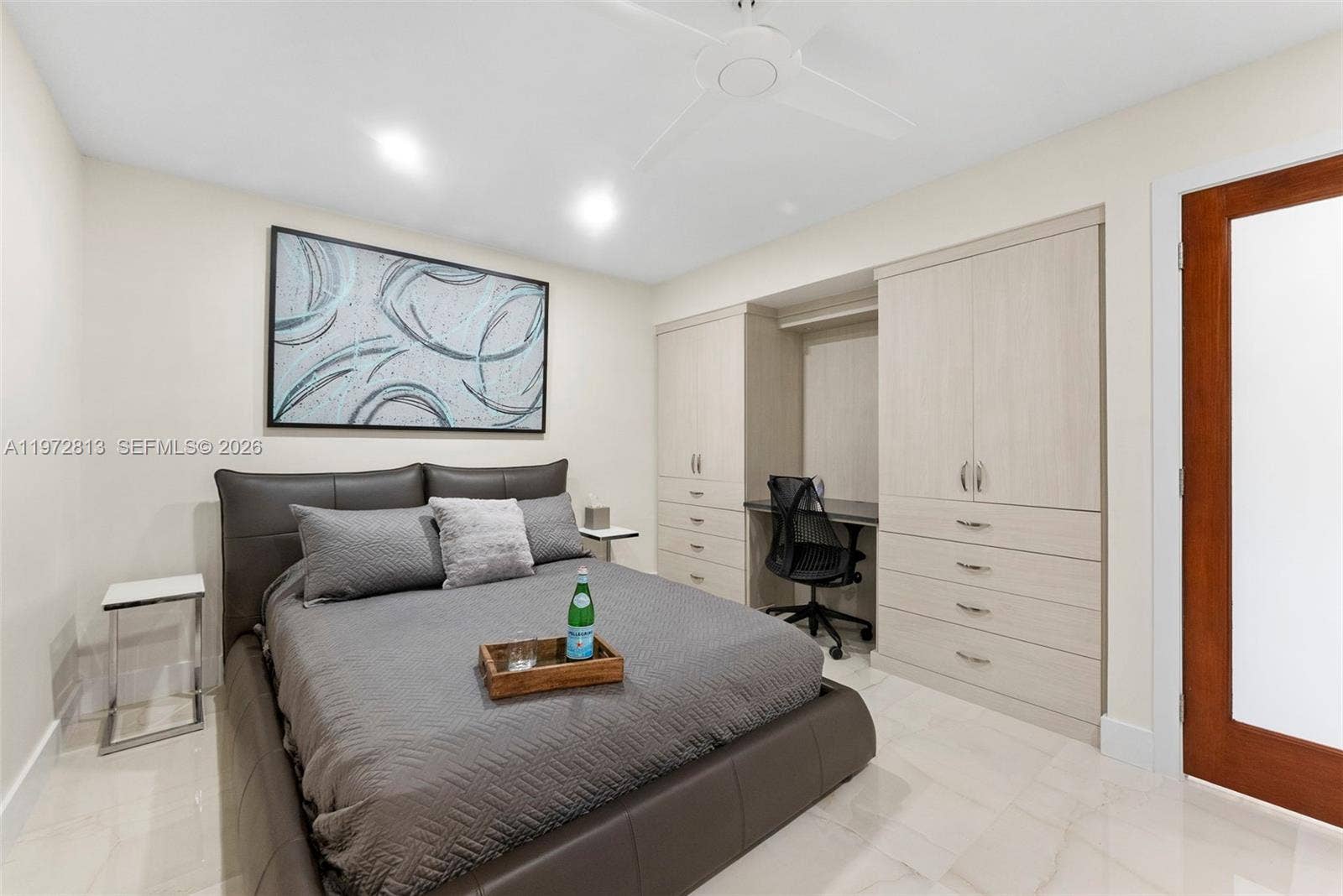 76 Isle Of Venice Drive, #H, Fort Lauderdale, FL 33301 Guest BR with built in closet/desk