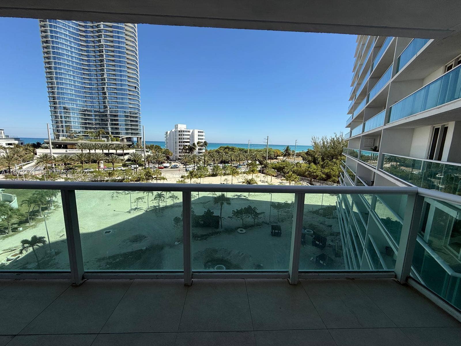 100 Bayview Drive, #610, Sunny Isles Beach, Sunny Isles Beach, FL 33160 Photo 16