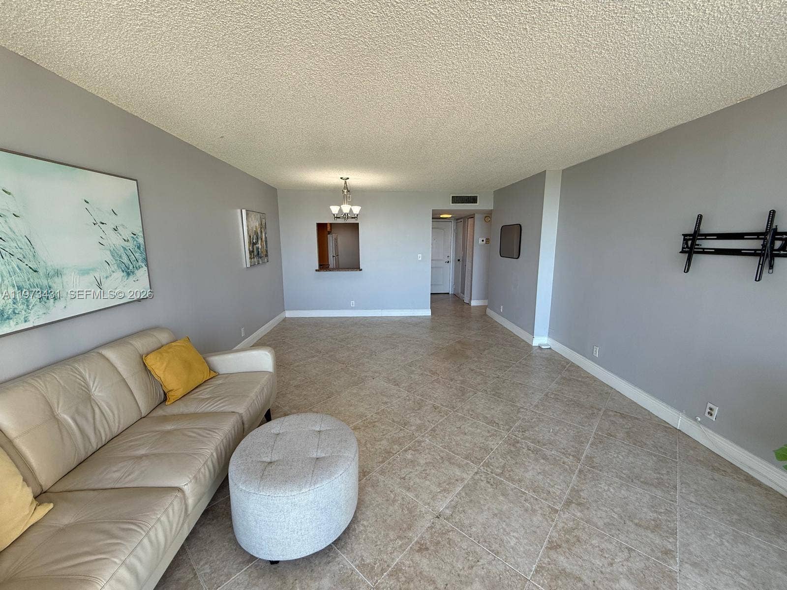 100 Bayview Drive, #610, Sunny Isles Beach, Sunny Isles Beach, FL 33160 Photo 3