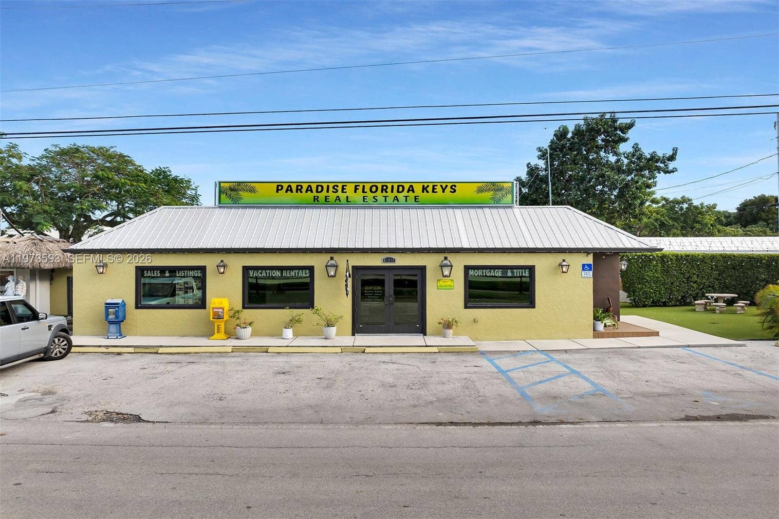 105 Palm Ave, Islamorada, FL 33036