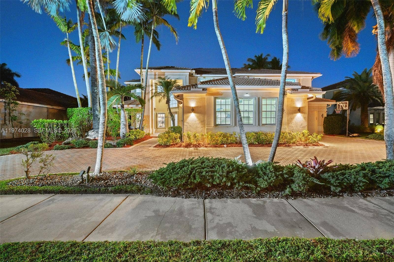 1537 Victoria Isle Way, Weston, FL 33327 Photo 4