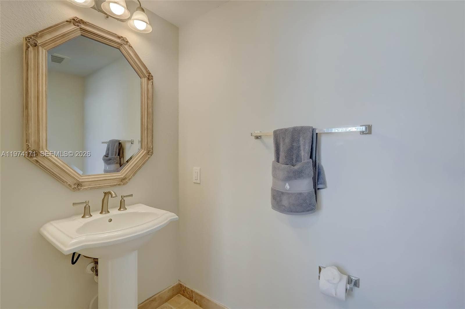 2039 Oceanwalk Terrace, #401, Lauderdale By The Sea, FL 33062 Photo 7