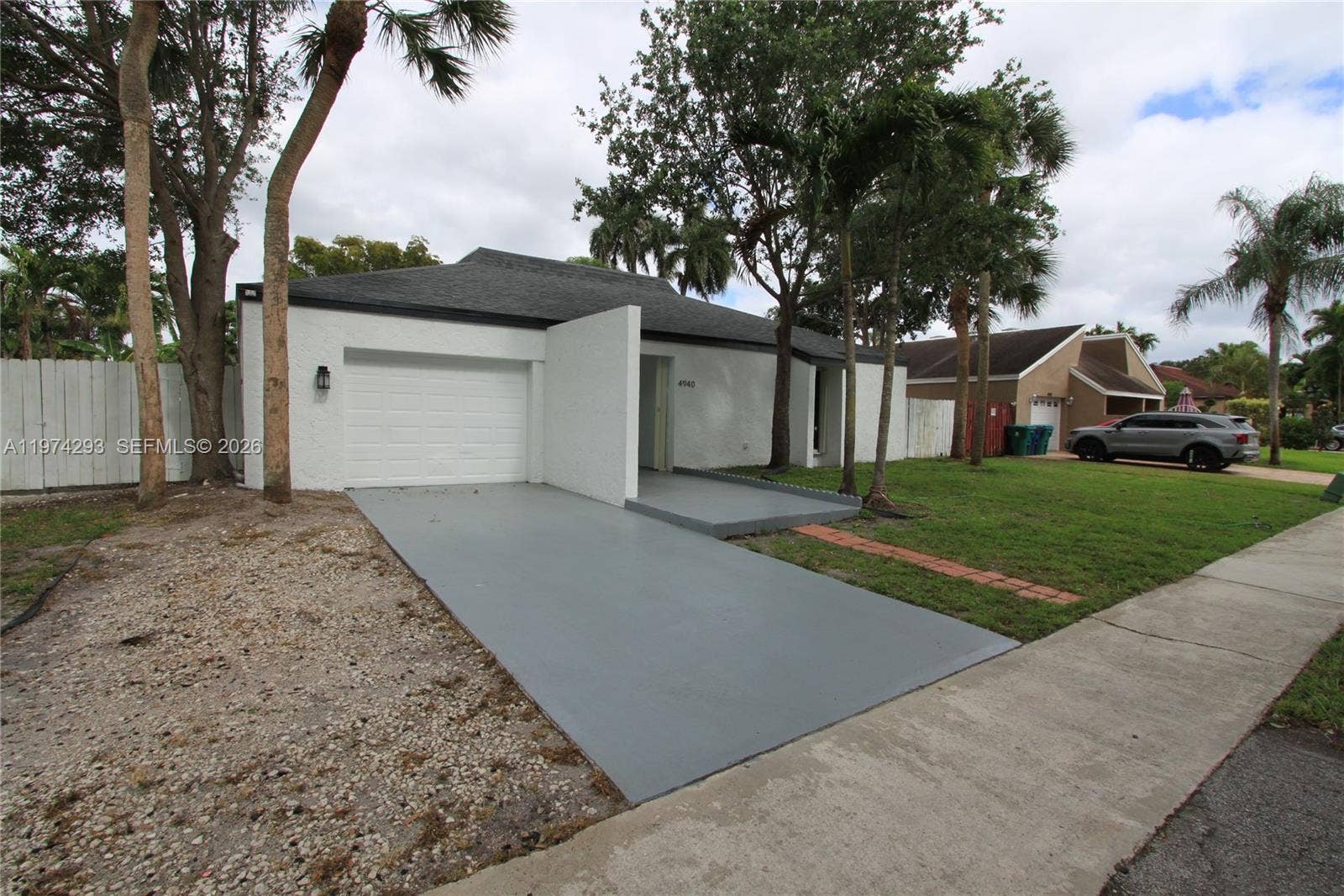 4940 SW 94th Way, Cooper City, FL 33328 Photo 3