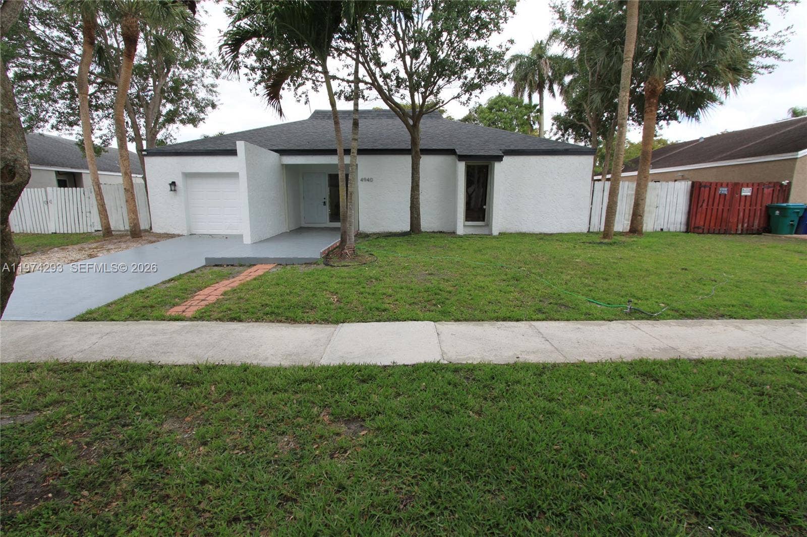 4940 SW 94th Way, Cooper City, FL 33328 Photo 4