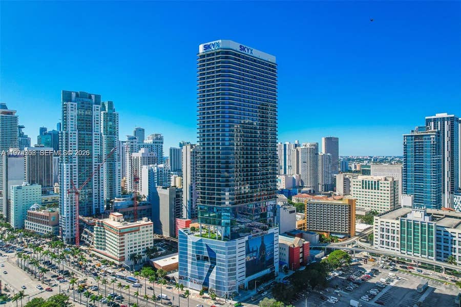 Property photo for 398 NE 5th Street, #1915, Miami, FL