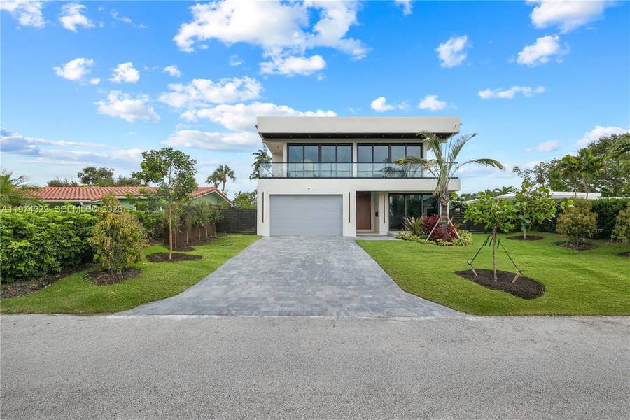 Property photo for 255 Capri Avenue, Lauderdale By The Sea, FL