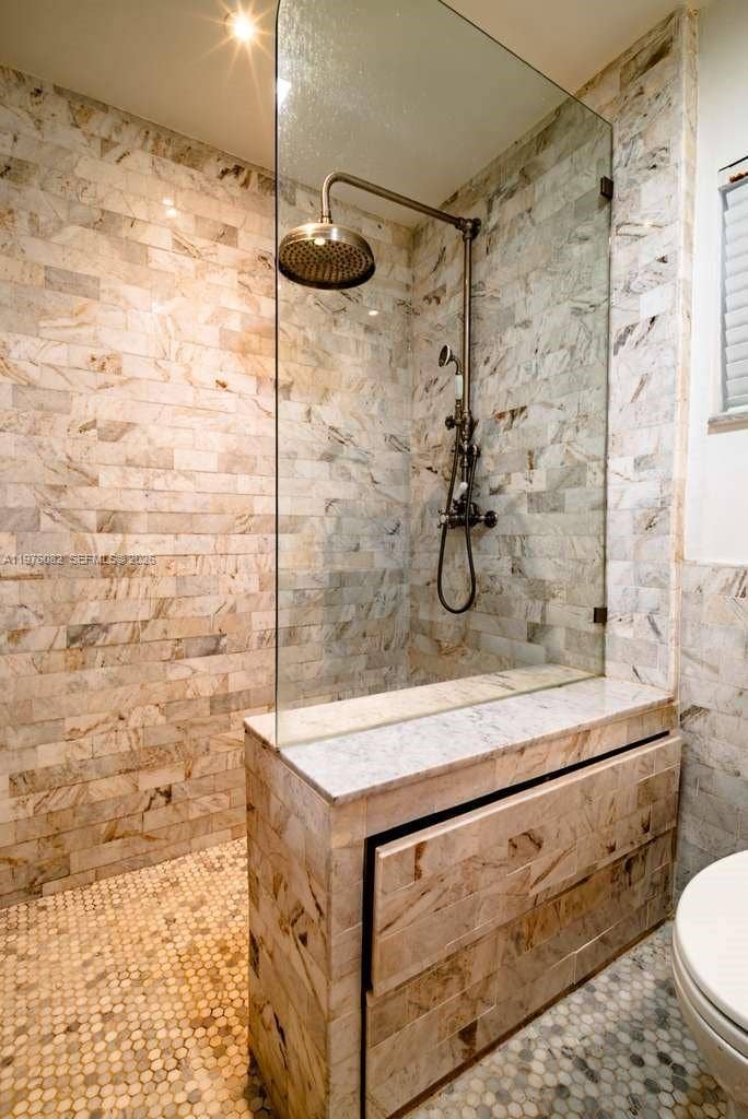 11030 SW 42nd Court, Davie, FL 33328 Master Bathroom