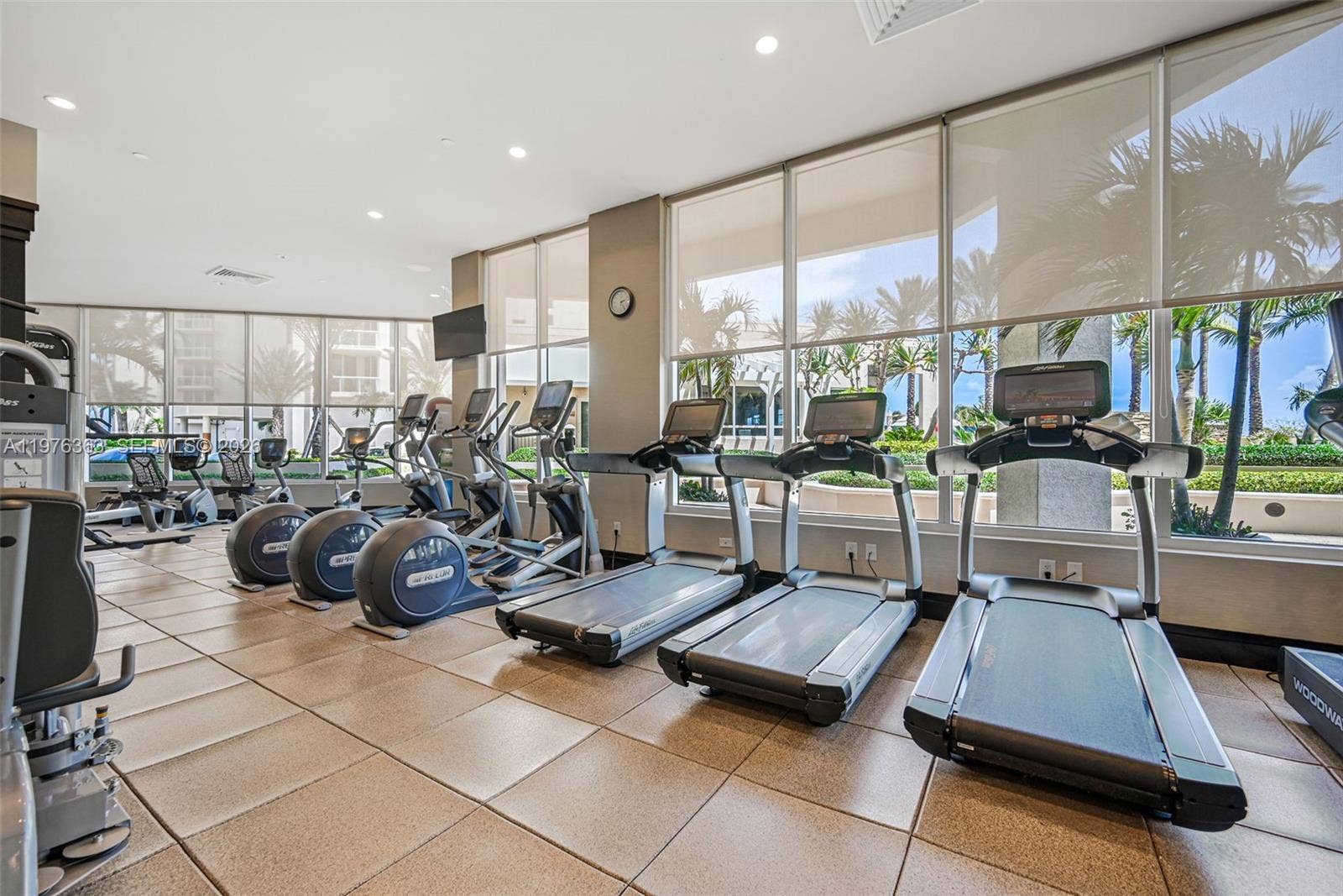 2700 N Ocean Drive, #902B, Singer Island, FL 33404 Photo 52