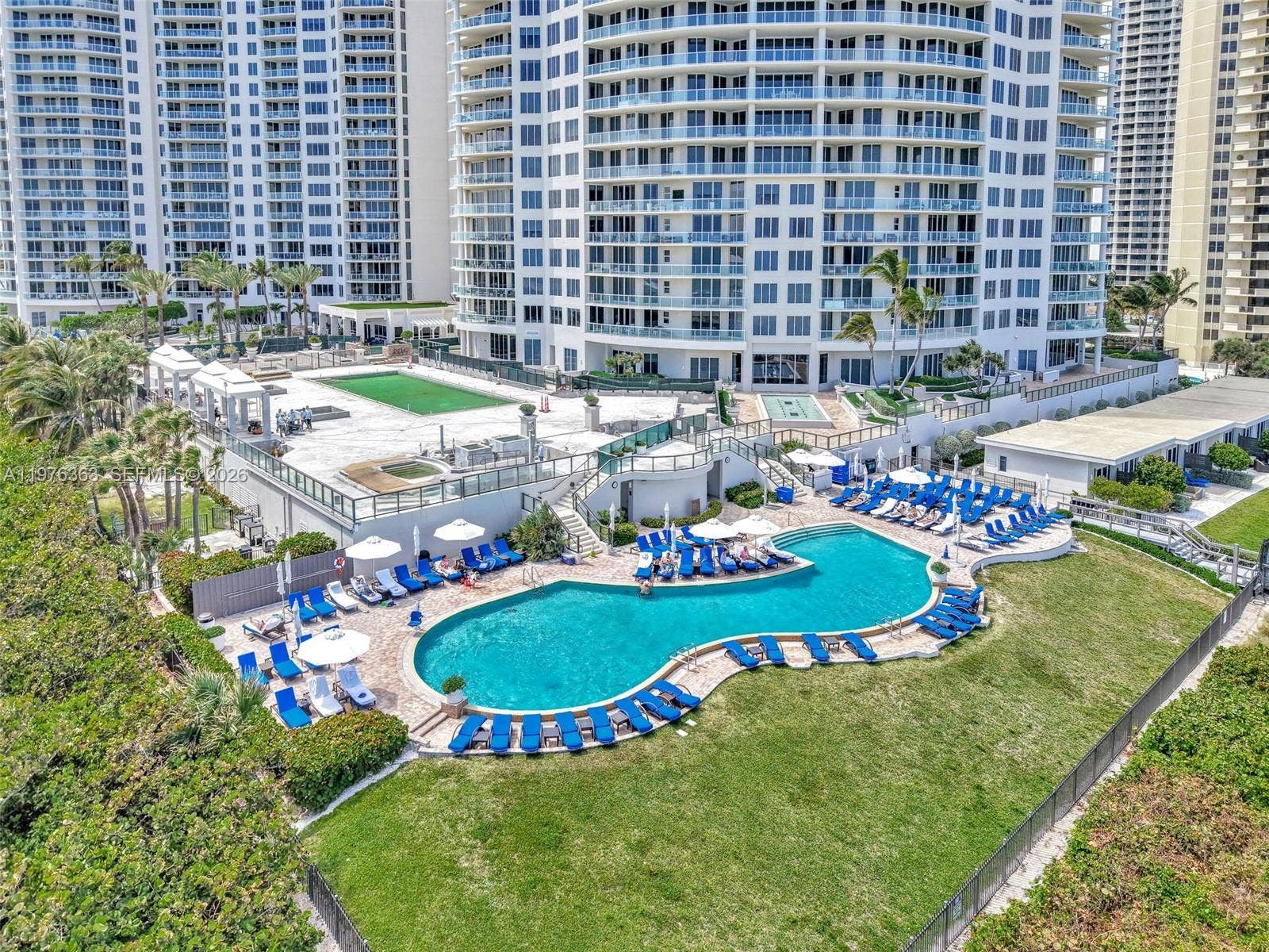 2700 N Ocean Drive, #902B, Singer Island, FL 33404 Photo 7
