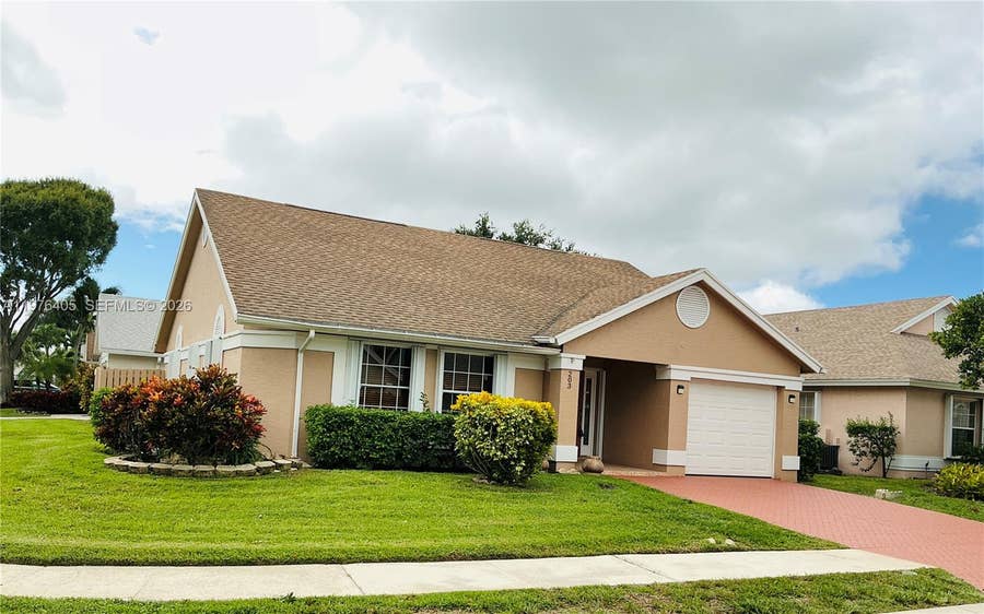 Property photo for 203 N Moccasin Trail N, Jupiter, FL