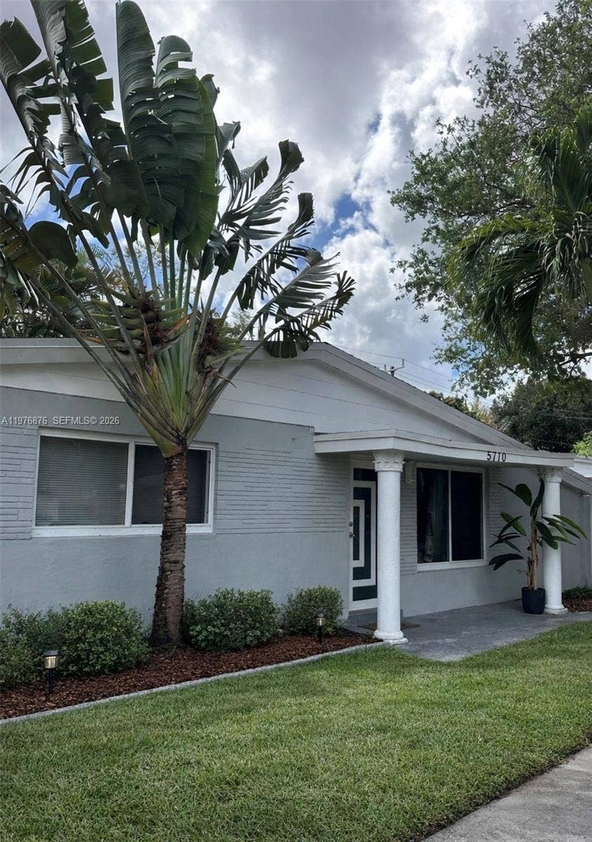 5710 Douglas Street, Hollywood, FL 33021 Photo 1