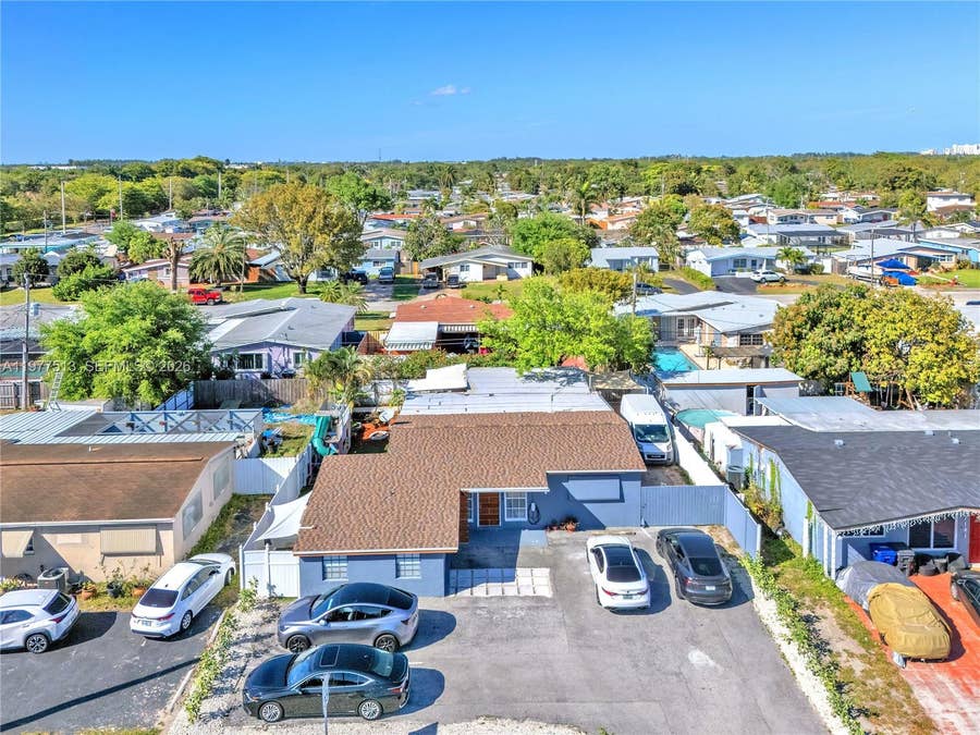 Property photo for 7151 Taft Street, Hollywood, FL