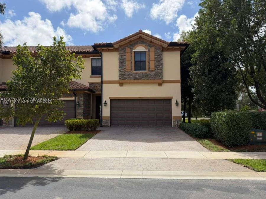Property photo for 12350 S Village Circle, Davie, FL