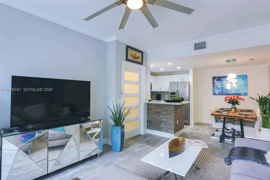 Property photo for 2107 SE 10th Avenue, #833, Fort Lauderdale, FL