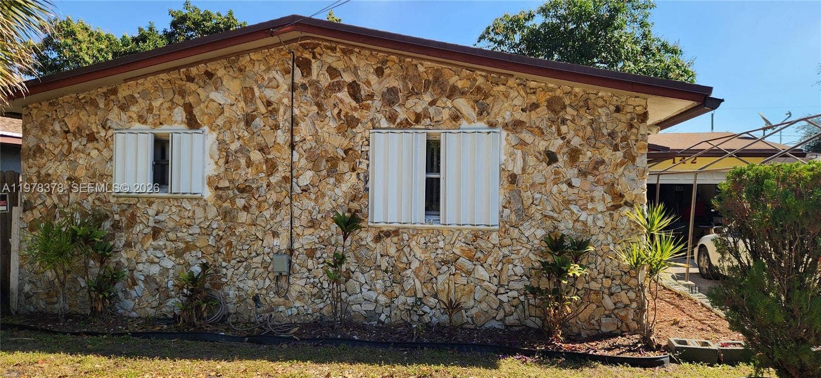 142 NW 8th Avenue, Dania Beach, FL 33004 Photo 1