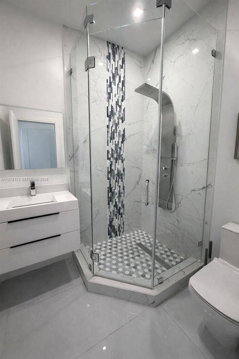 2516 NE 21st Street, #B, Fort Lauderdale, Fort Lauderdale, FL 33305 Photo 22