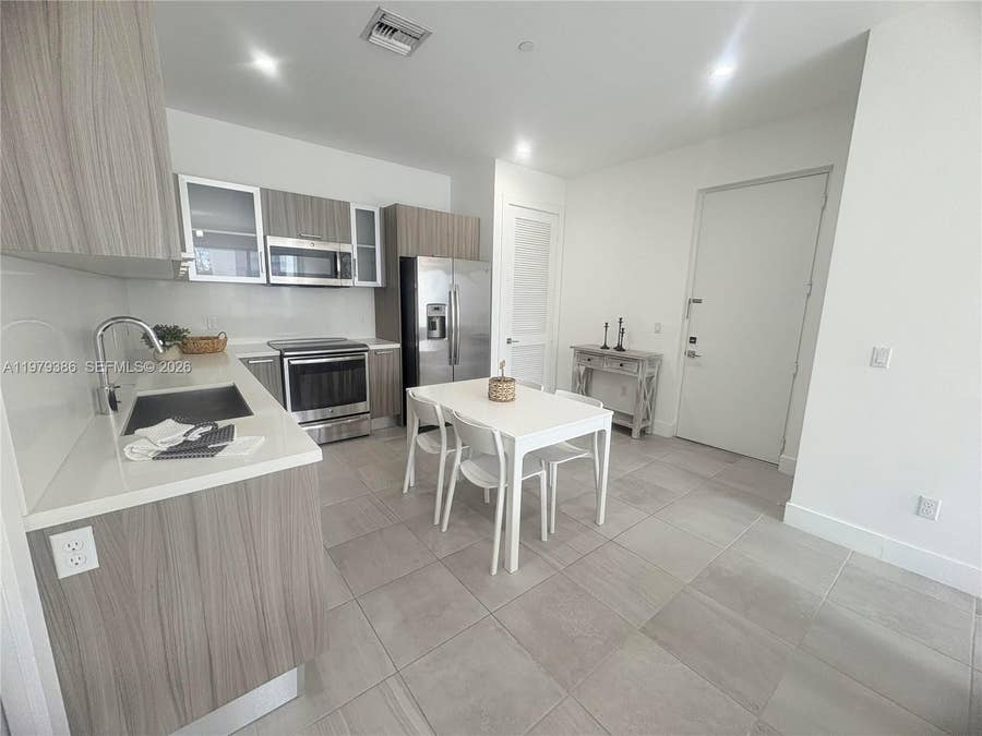 Property photo for 1045 NE 18th Avenue, #304, Fort Lauderdale, FL