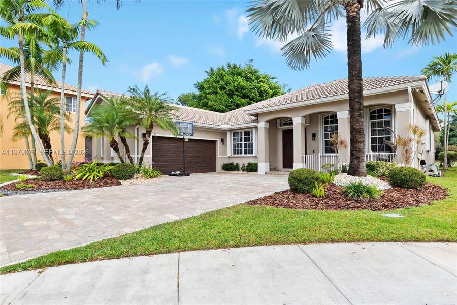 Property photo for 1533 Cardinal Way, Weston, FL