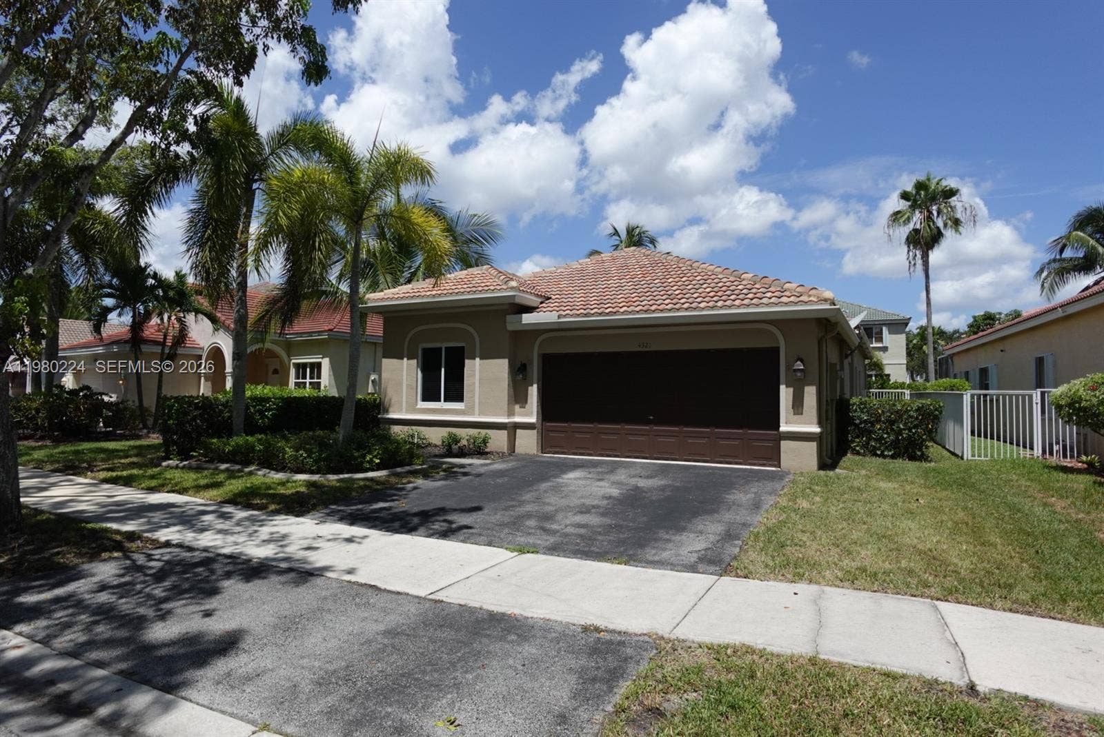 4321 Willow Ridge Drive, Weston, FL 33331 Photo 2