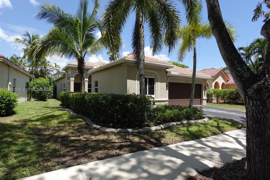 Property photo for 4321 Willow Ridge Drive, Weston, FL