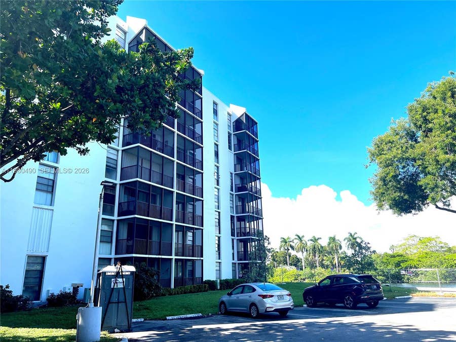 Property photo for 3475 N Country Club Drive, #716, Aventura, FL