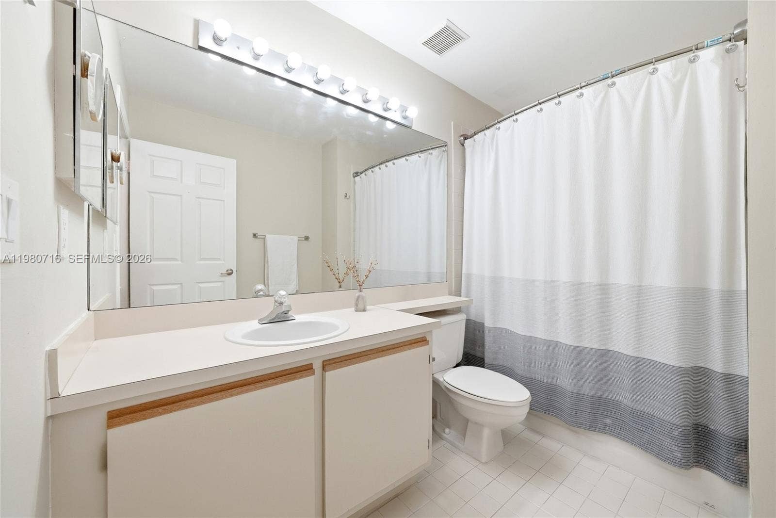 567 Racquet Club Road, #18, Weston, FL 33326 Photo 28