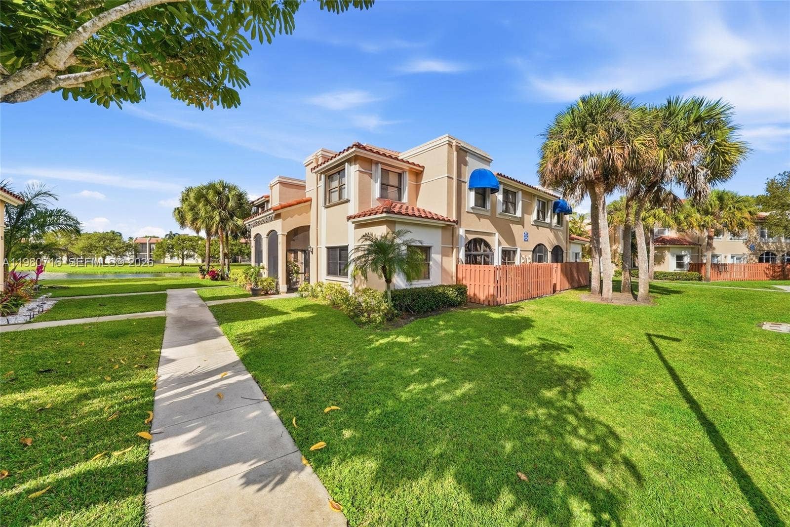 567 Racquet Club Road, #18, Weston, FL 33326 Photo 9