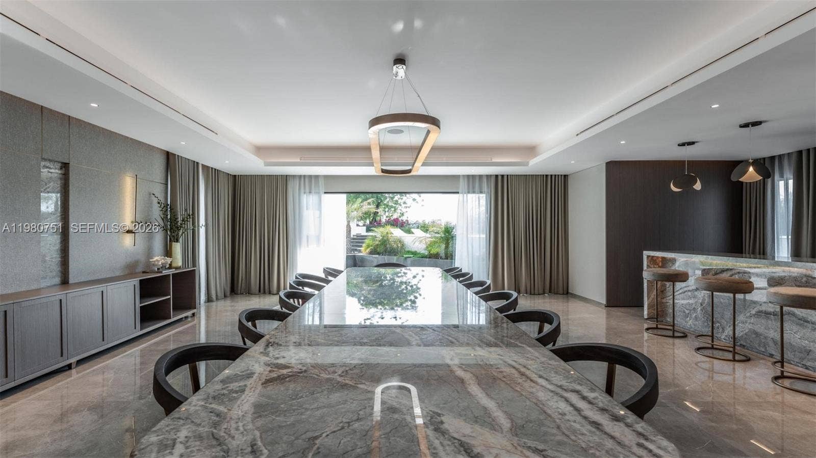 15 Sector W Road, Photo 4