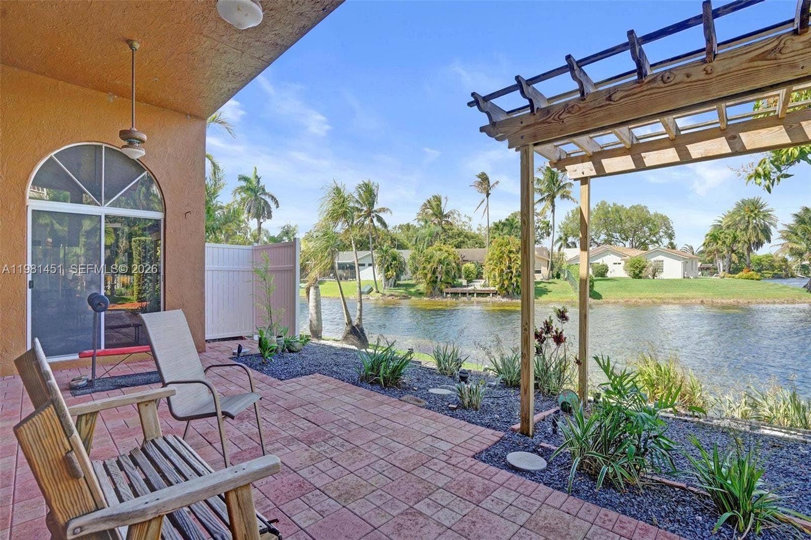 11585 N Quayside Drive, Cooper City, FL 33026 Photo 35