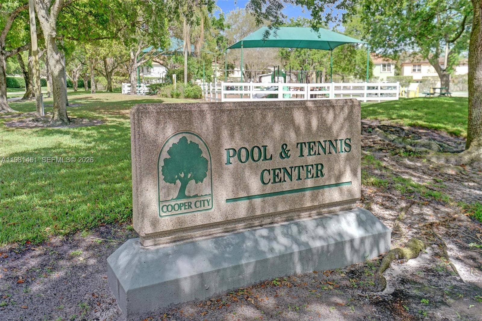 11585 N Quayside Drive, Cooper City, FL 33026 Use of Cooper City Community Center in Rock Creek for a small fee