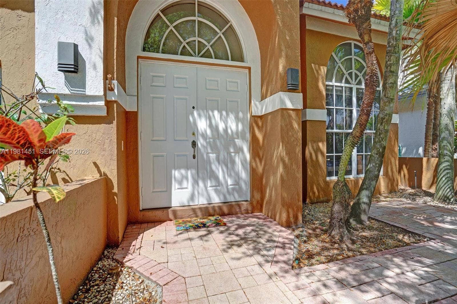 11585 N Quayside Drive, Cooper City, FL 33026 Photo 7