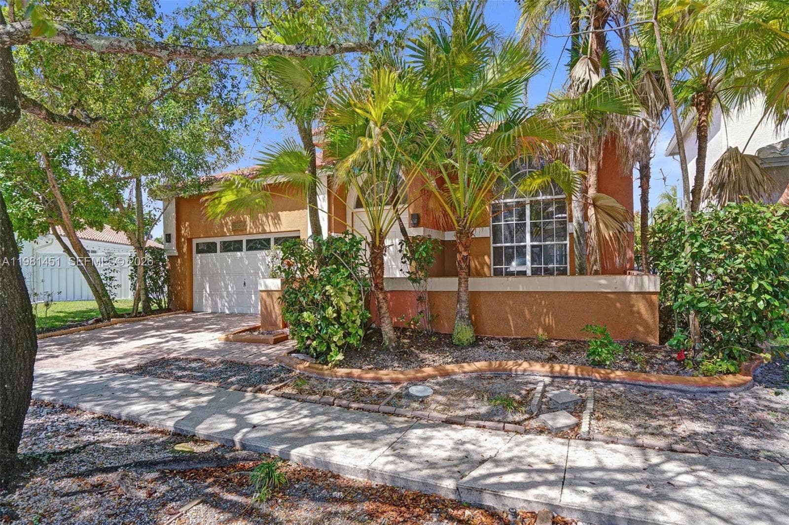 11585 N Quayside Drive, Cooper City, FL 33026 Photo 6