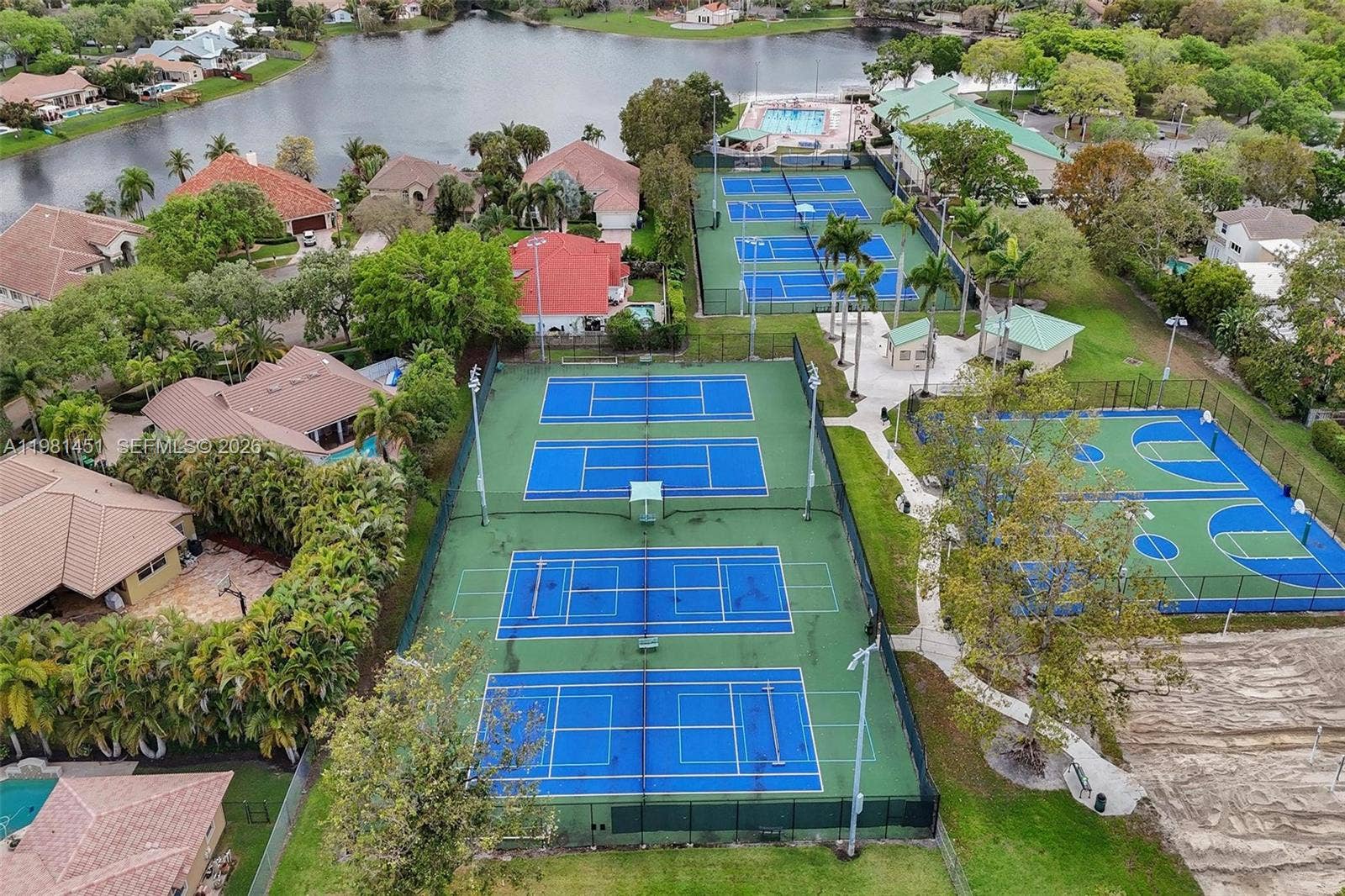 11585 N Quayside Drive, Cooper City, FL 33026 Use of Cooper City Community Center on premises for a small fee