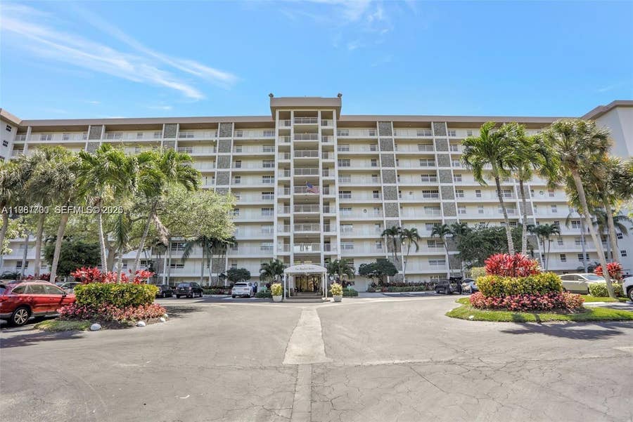 Property photo for 3510 Oaks Way, #806, Pompano Beach, FL