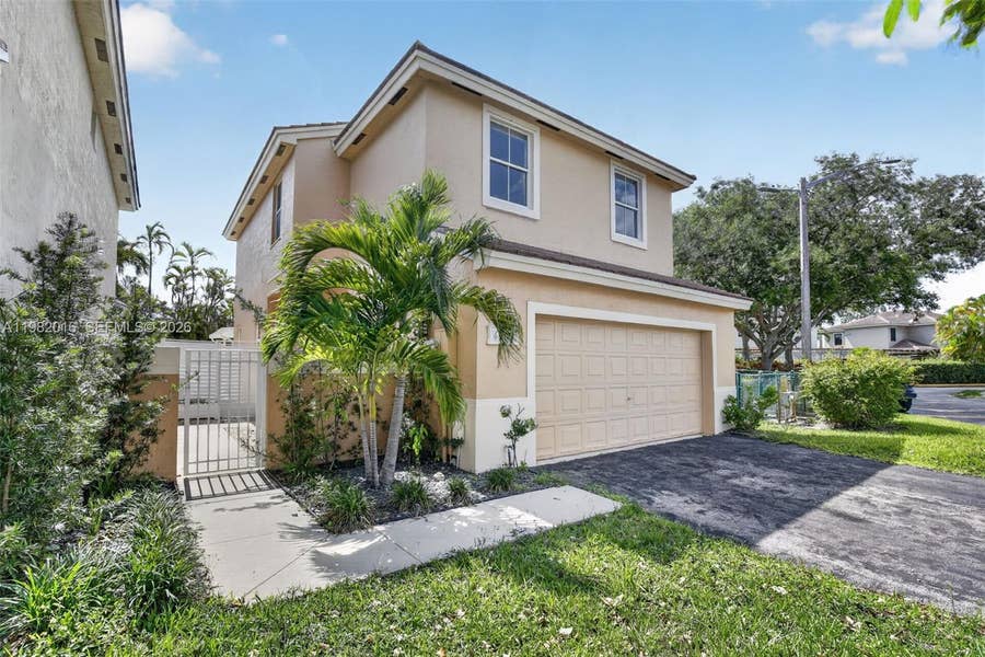 Property photo for 6955 SW 148th Lane, Davie, FL