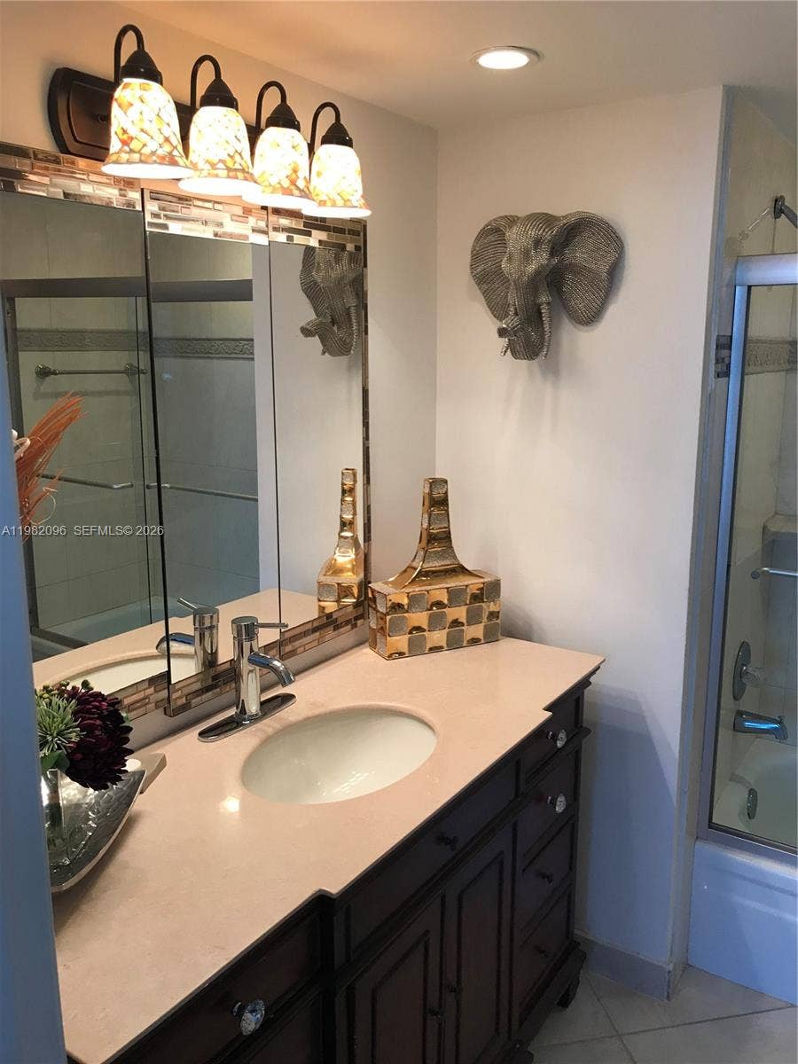 2841 N Ocean Boulevard, #1208, Fort Lauderdale, Fort Lauderdale, FL 33308 Photo 11