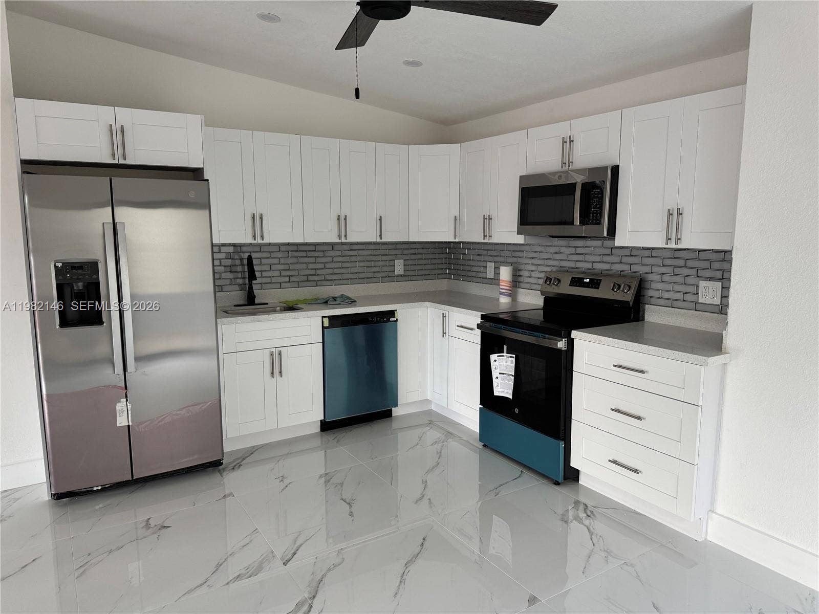 20819 NW 41st Ave Road, Miami Gardens, FL 33055 Photo 5
