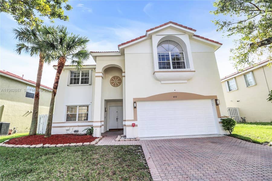 Property photo for 652 NW 133rd Drive, Plantation, FL