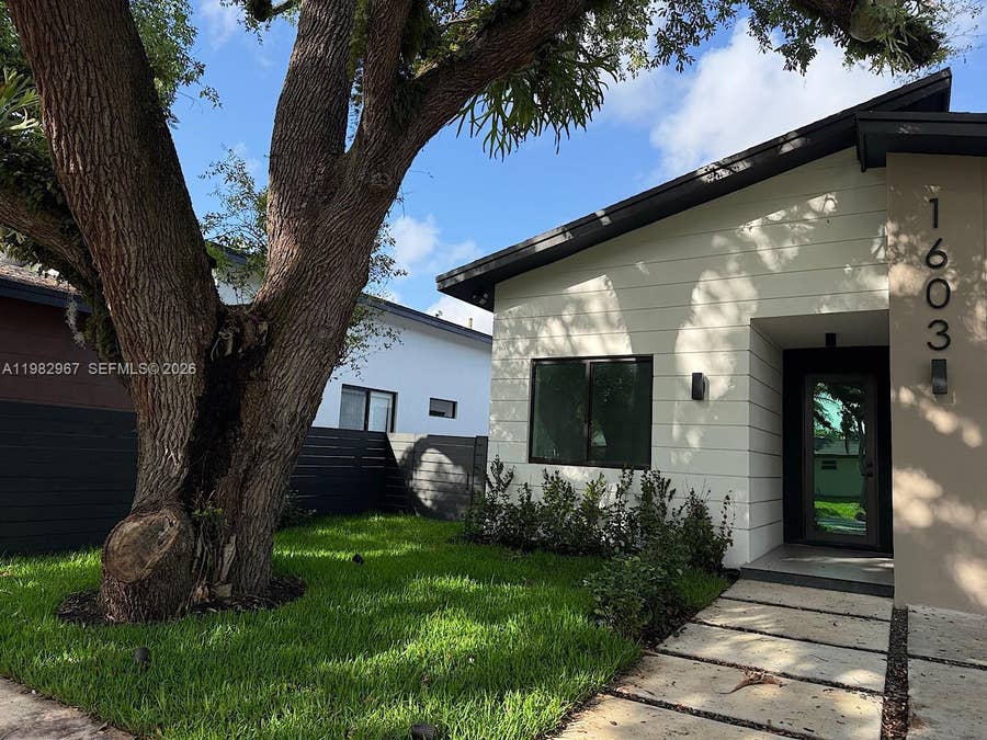 Property photo for 1603 SW 30th Avenue, Fort Lauderdale, FL