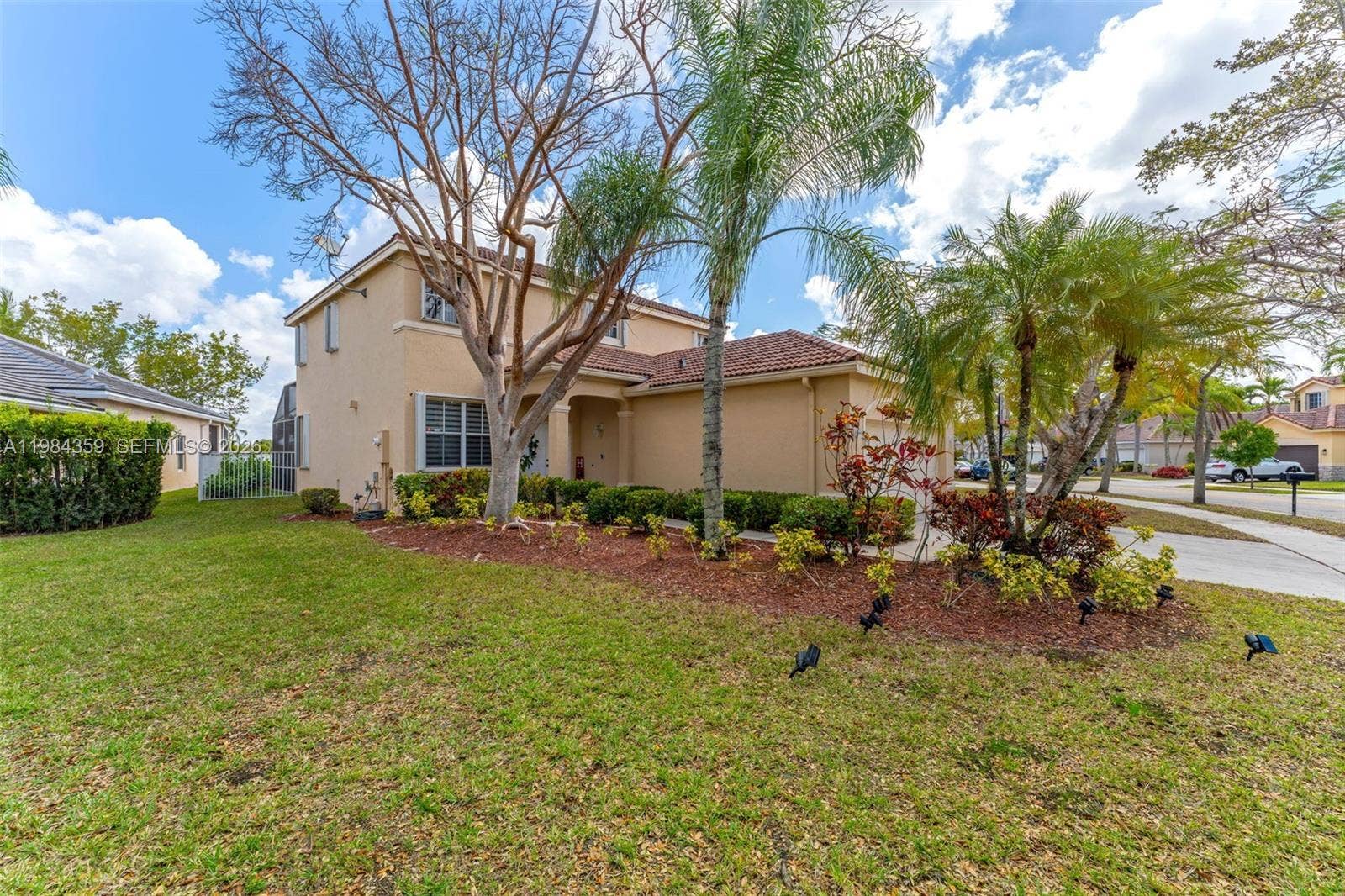 627 Willow Bend Road, Weston, FL 33327 Photo 3