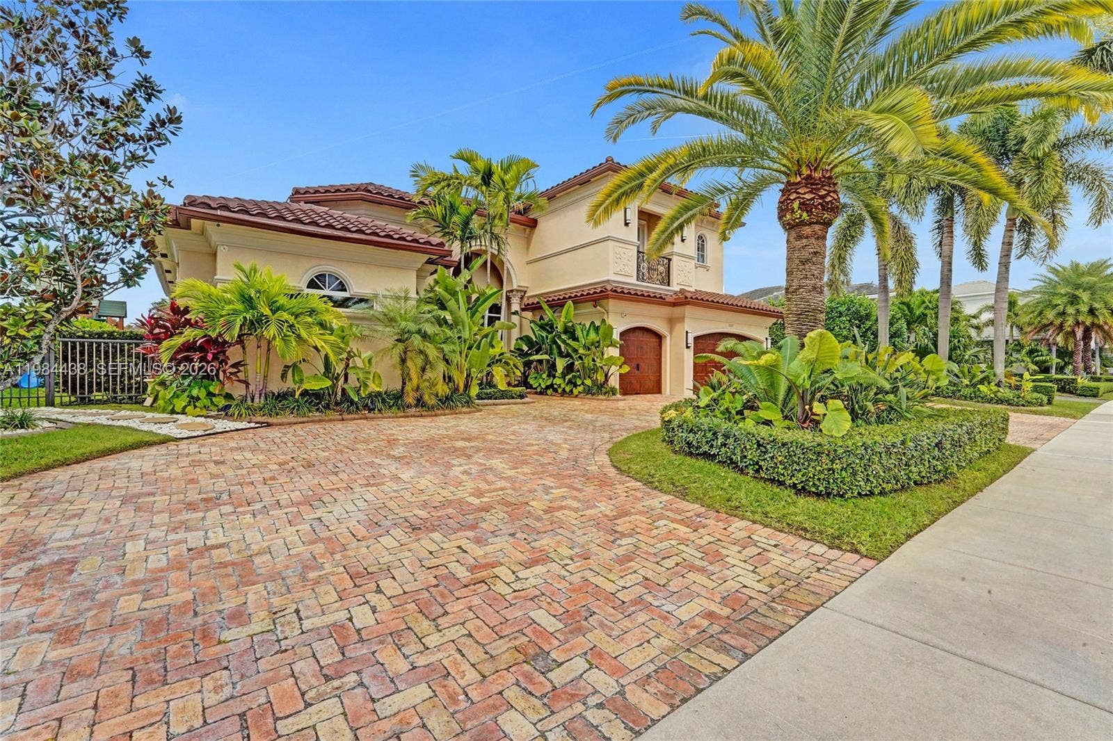 10291 Sweet Bay Street, Plantation, FL 33324 Photo 2